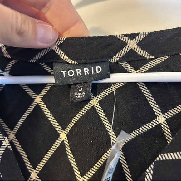 NWT Torrid Emma Babydoll Rayon Slub Lace Trim Tunic Top Size 3 - Picture 5 of 7